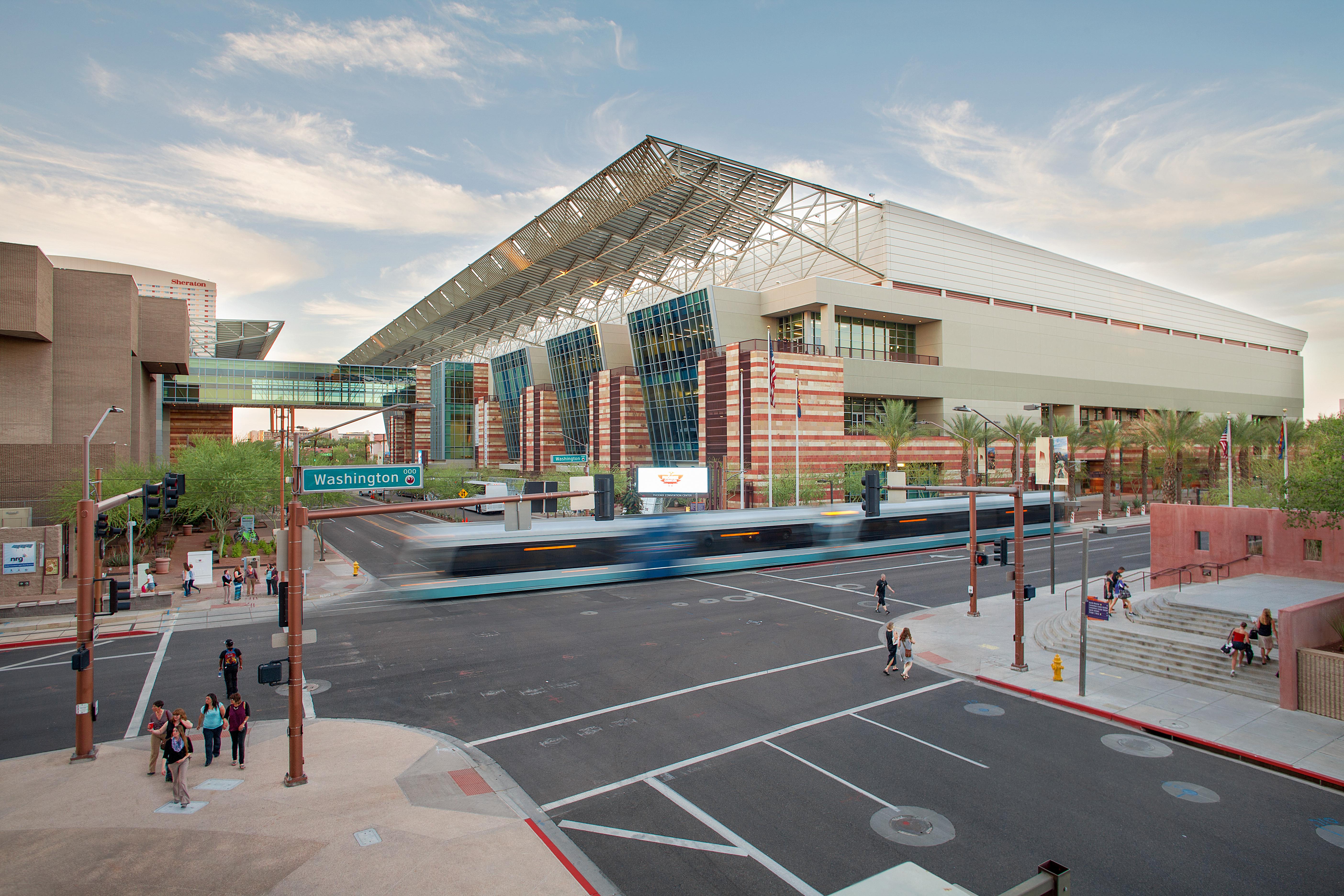 Phoenix_Convention_Center_with_Valley_Metro_Rail.jpg